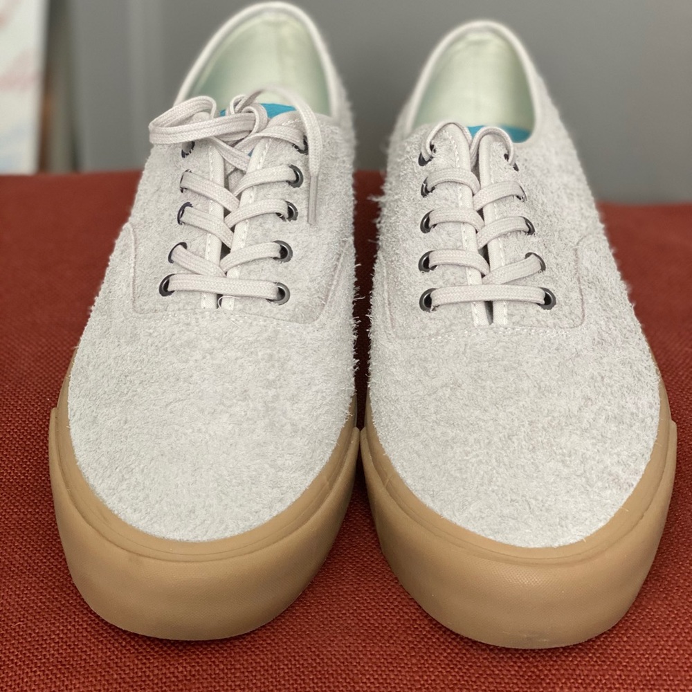 SeaVees  never worn